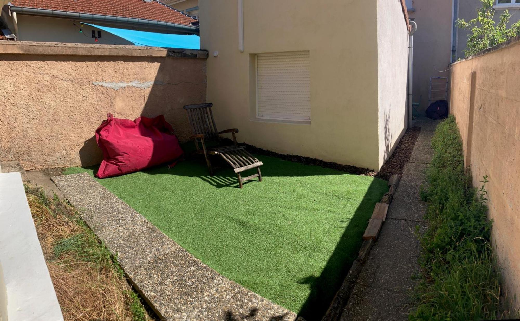 Jolie, Cozy, Confortable Maison De Ville Au Calme A 5Min Du Centre De Verdun, Parking Devant La Maison Belleville-Sur-Meuse Exterior photo